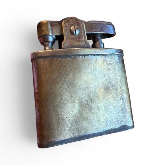 VTG 30s 40s Etched Brass Lighter FLAWS Decorative Theater Prop Collector Retro - Picture 1 of 6